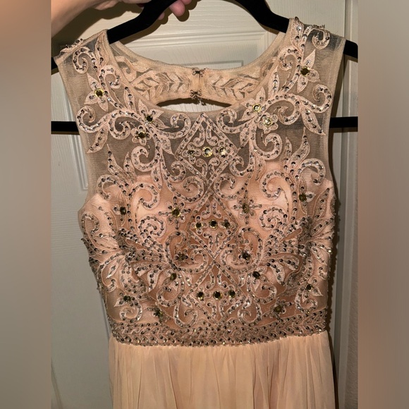 CINDERELLA DIVINE PROM DRESS - Picture 4 of 7